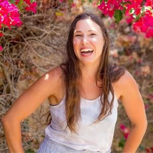 Meet your Posher, Carrie